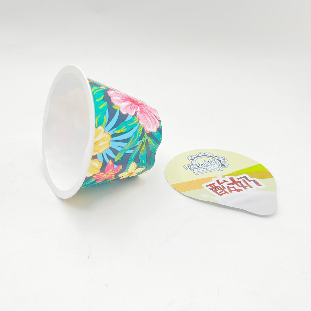High-Quality Colorful In-Mold Labeling IML Printed Plastic Yogurt Cup for Long-Lasting Use
